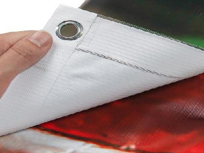 西畴喷绘和刀刮布的工艺区别。